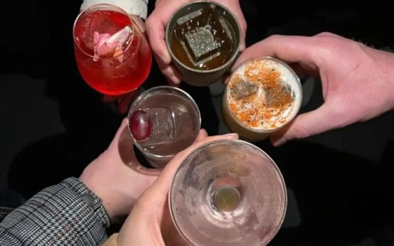 Paris: Speakeasy and Hidden Bars Tour - Meeting New People and Making Connections