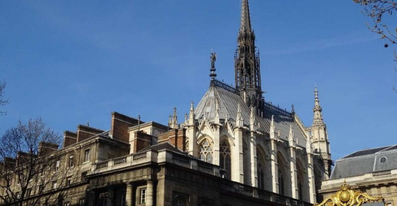 Paris: Ste Chapelle, Conciergerie Private Guided Tour +Entry - Key Points / Takeaways