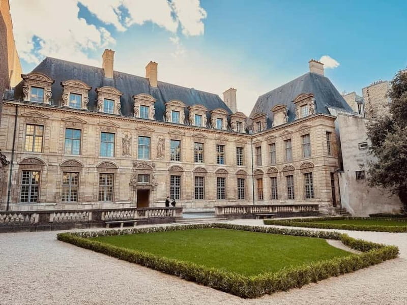 Paris: The vibrant city center and Le Marais - Key points / Takeaways