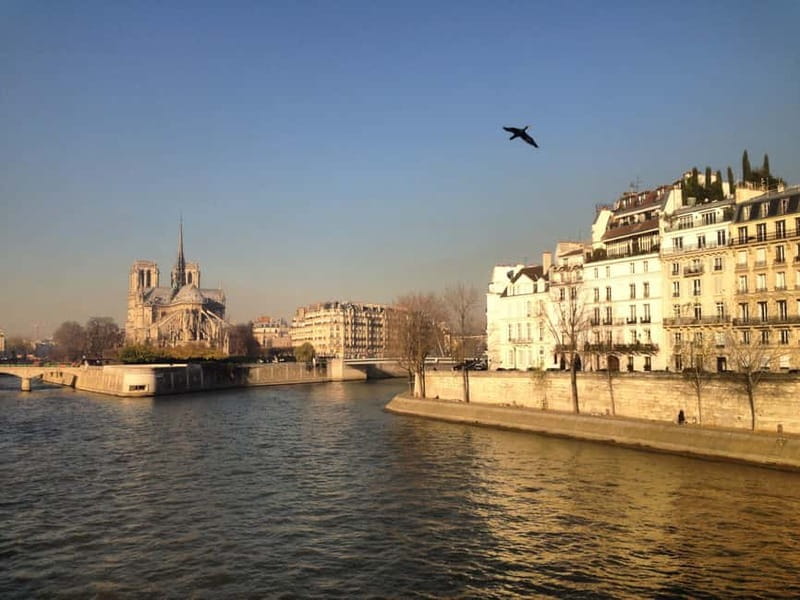 Paris: The vibrant city center and Le Marais - Exploring Paris’s Oldest and Most Charming Districts