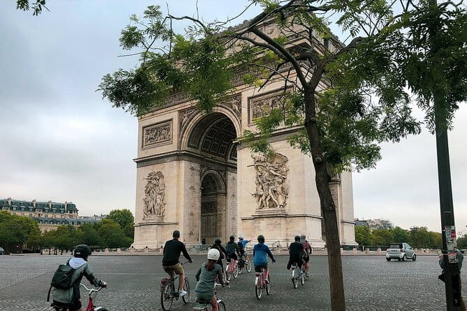 Paris Tour de France Bike Ride - Entering the World of Parisian Cycling with a Historic Race Twist