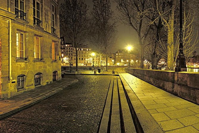Paris until the heart of the night - The value of lighting and ambiance