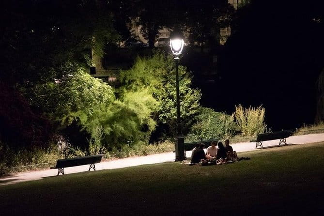 Paris until the heart of the night - Price and Overall Value