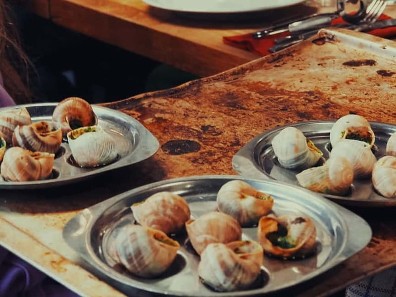 Paris: VIP Culinary Tour in Montmartre with Chef & Transfers - Transportation and Logistics: Making It Easy