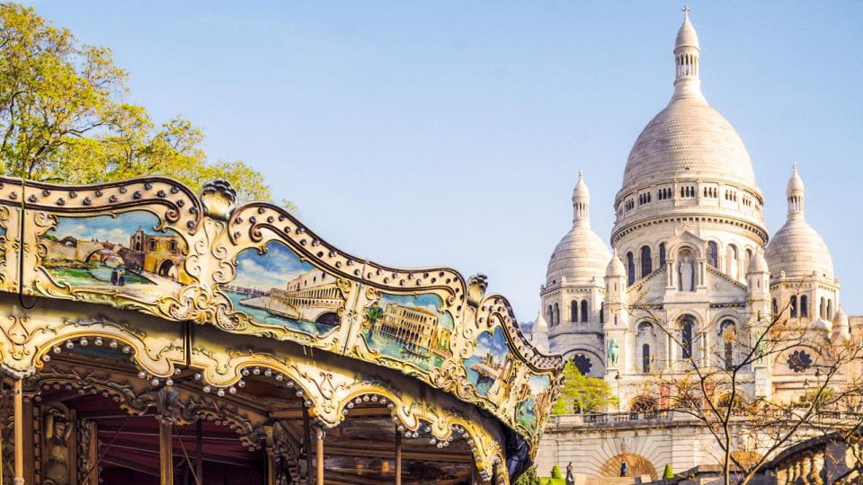 Paris: VIP Montmartre Walking Tour With Private Wine Tasting - History of Le Chat Noir