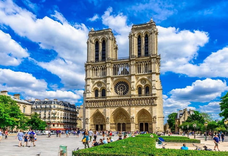 Paris:Notre-Dame Cathedral Interior and Exterior Guided Tour - Who Should Consider This Tour?