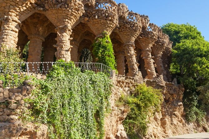 Park Guell Gaudi's Wonder Guided Tour Max 6 People Group - FAQ