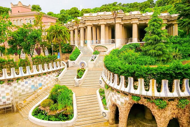 Park Guell Skip the Line Guided Tour - A Deep Dive into the Experience