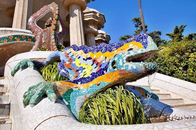 Park Güell with Skip the line tickets and Hotel Pickup - Key Points