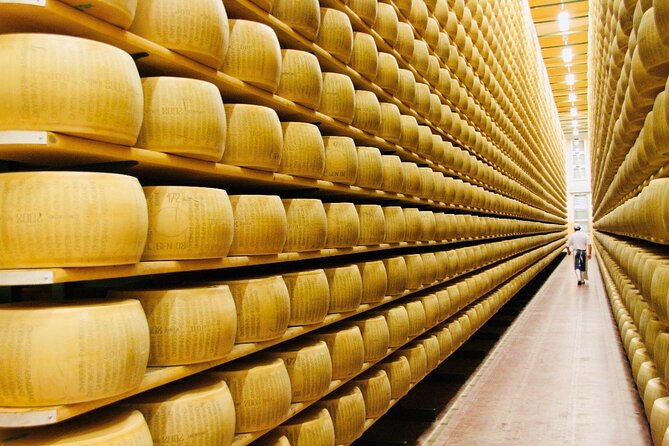 Parmigiano Reggiano & Balsamic Vinegar Private Tour and Tasting - Health and Safety Measures