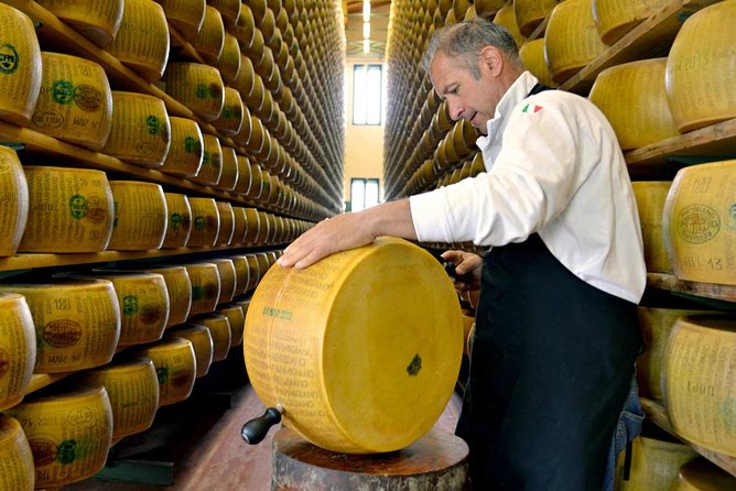 Parmigiano Reggiano & Balsamic Vinegar Private Tour and Tasting - Discover Balsamic Vinegar