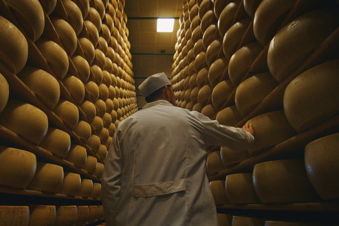 Parmigiano-Reggiano Cheese Factory Small group Tour From Parma - FAQ
