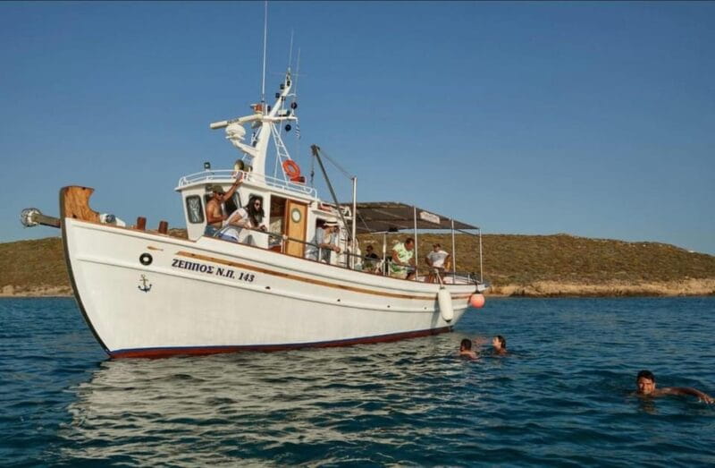 Paros: Highlights Tour with Fishing & Tasting in Naoussa - Who Should Consider This Tour?