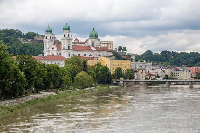 Passau Private Walking Tour With A Professional Guide - Key points / Takeaways