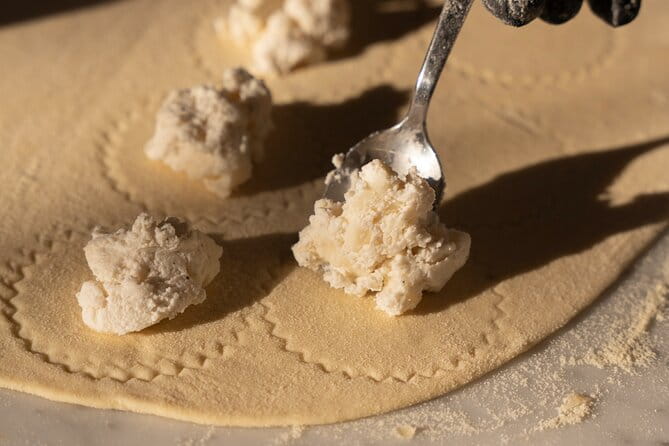 Pasta & Traditional Sorrento Cuisine with Pickup - 100% Hands On - Engaging the Senses: A Deep Dive into the Pasta & Traditional Sorrento Cuisine Experience