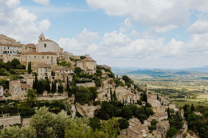 Pearls of Luberon : Gordes, Rousillon & Sénanque Abbey - Lavender and Sénanque Abbey: A Monastic Icon