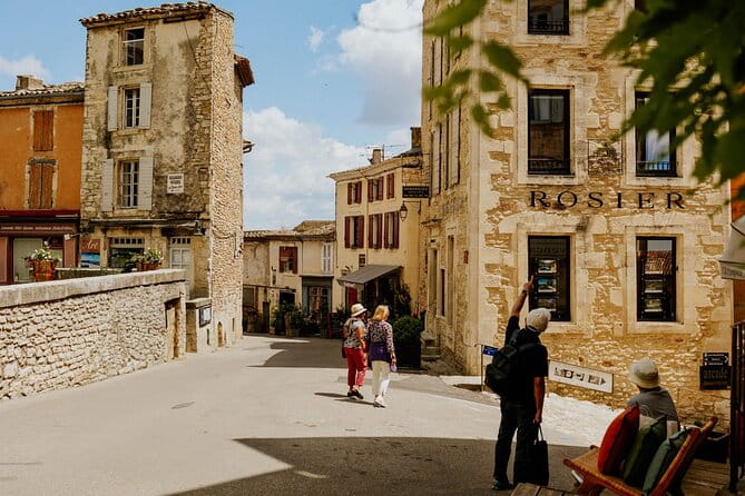 Pearls of Luberon : Gordes, Rousillon & Sénanque Abbey - Who This Tour Is Perfect For