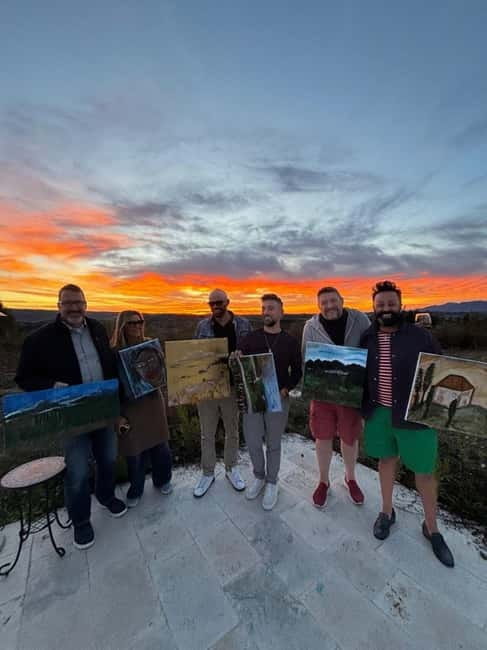 Peccioli: Painting Experience with Wine and Snacks - How This Experience Stands Out