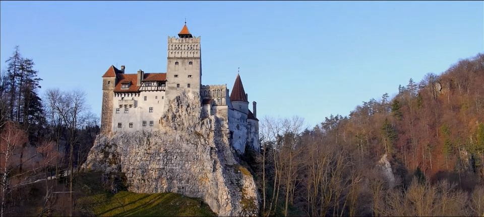 Peleș Castle, Bran Castle, and Brașov City - Private Tour - Languages and Guides