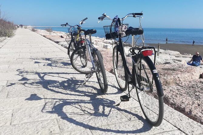Pellestrina: Bike Hopping Around the Venice Lagoon Islands - Practical Details and Tips