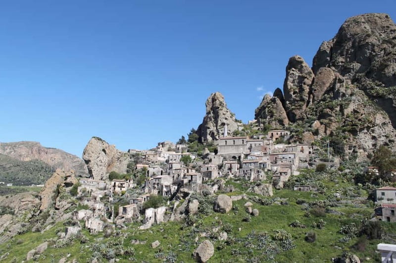 Pentedattilo: Ghost Town Private Walking Tour - Exploring the Main Street and Renovated Houses