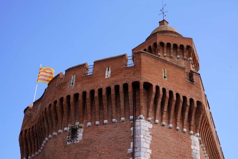 Perpignan: Express Walk with a Local in 60 minutes - What To Expect During the Walk