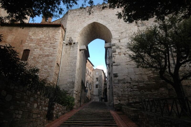 Perugia 2Hour Small Group Walking Tour - Practical Details: Price, Duration, and Who It’s For