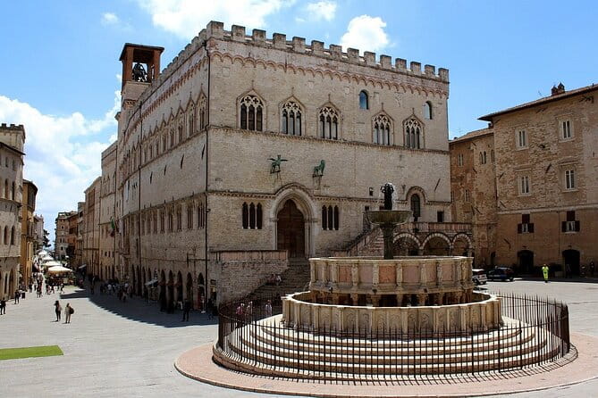 Perugia, from the Etruscans to the Middle Ages and the Renaissance  Private Tour - Discovering Perugia: From Etruscans to Renaissance in a Private Tour