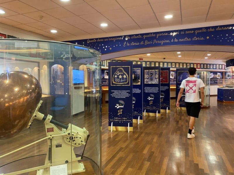 Perugia Guided Tour + Lunch + Perugina chocolate house tour - The Included Lunch: A Genuine Umbrian Meal