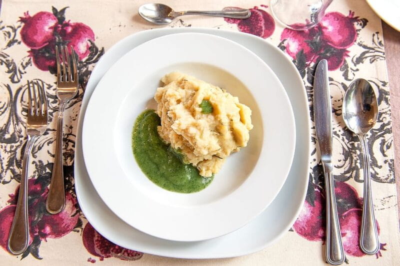 Pescara: Private Cooking Demo & Meal at a Local's Home - Savoring a Four-Course Meal Paired with Local Wines