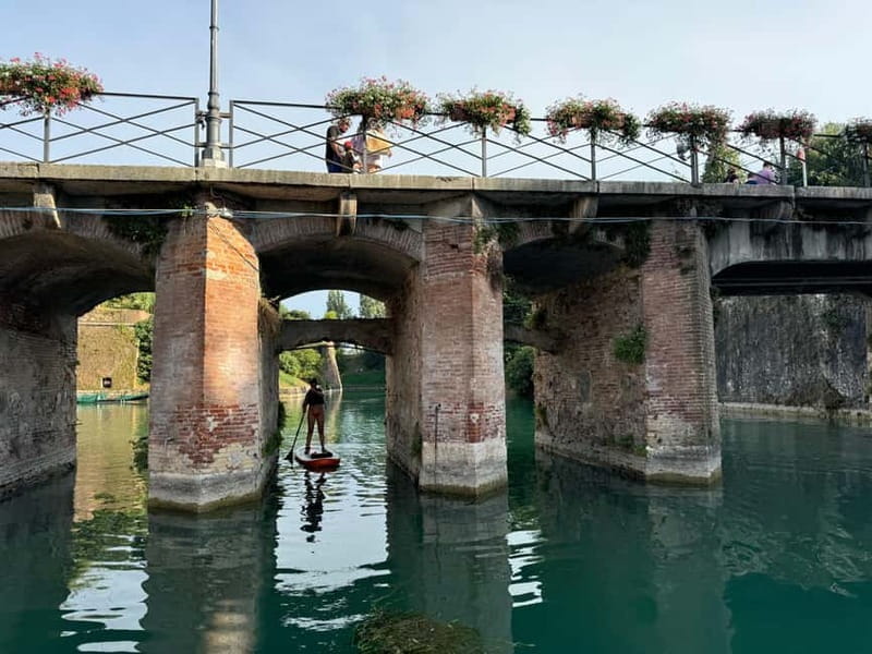 Peschiera del Garda experience in Sup: Sightseeing tour on Lake Garda - Key Points / Takeaways