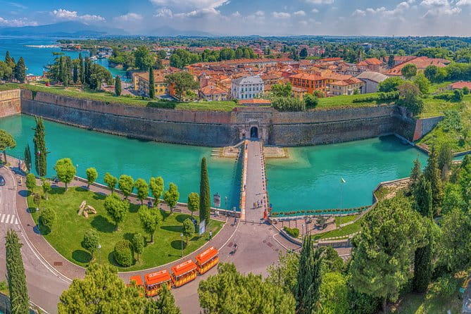 Peschiera Walking Tour- Passeggiata nella storia - A Close Look at the Peschiera Fortress Walking Tour