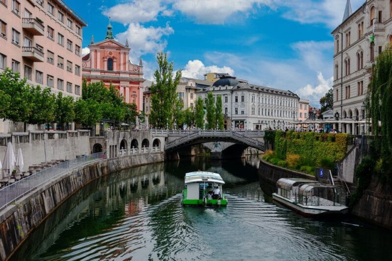 Photo Tour: Ljubljana Famous City Landmarks - Key points / Takeaways