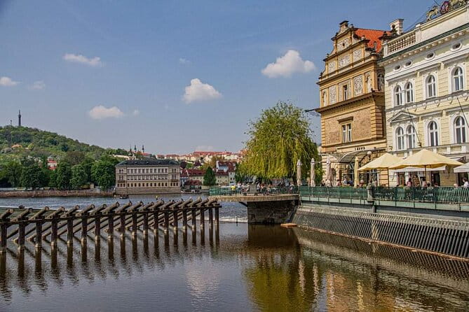 Photogenic Prague 6 hours tour by Car - The Majesty of Prague Castle: The Heart of the City