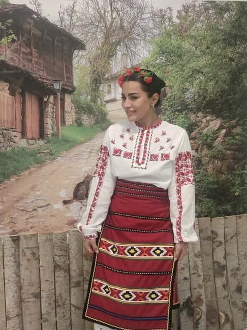 Photos with traditional costumes in Sofia - Who Should Consider This Activity?