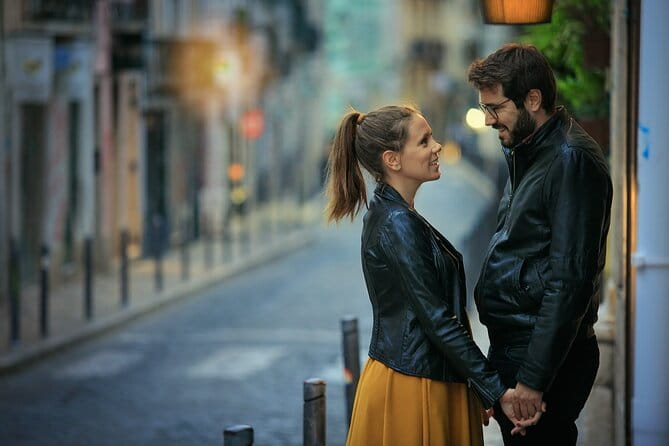 Photoshoot with a professional photographer in Lisbon - A Closer Look at the Experience