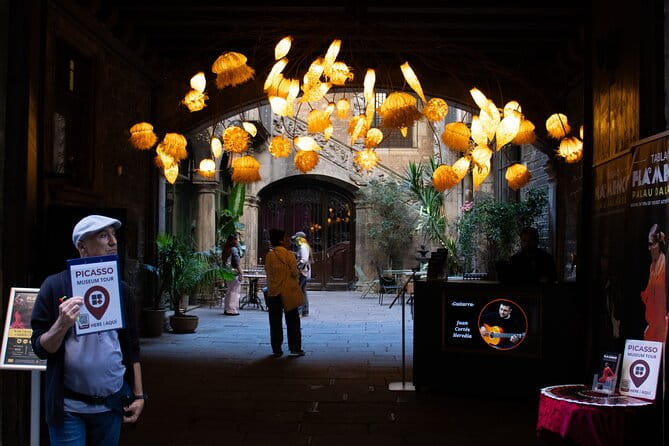 Picasso Museum in Barcelona: Guided Tour with Expert Guide - Navigating Practicalities: Price, Group Size, and Timing