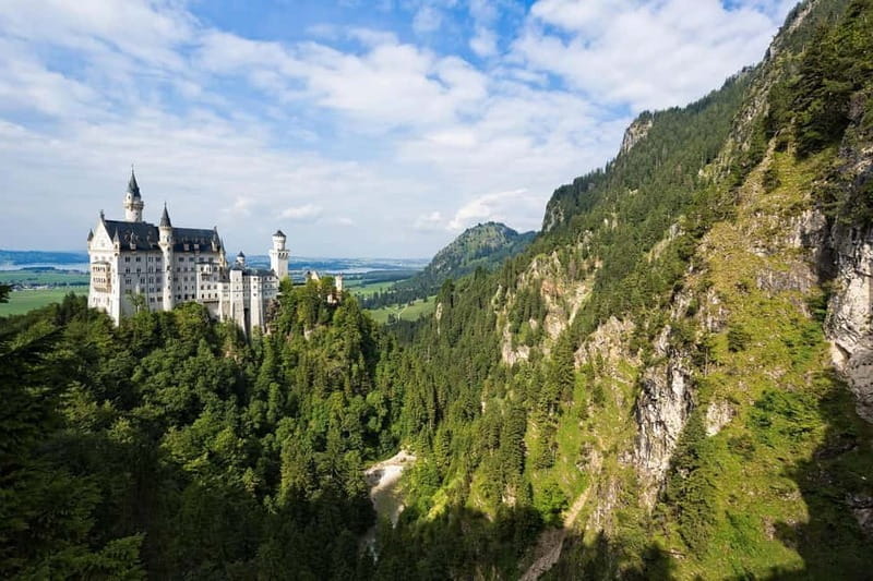 Pick-up from Munich: Hike to Neuschwanstein Castle - The Journey Begins: Pick-up and Transportation from Munich