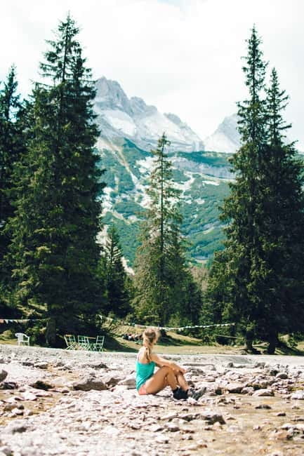 Pick-up in Munich: 2-day hike to Zugspitze (via Knorrhütte) - Exploring Bavaria’s Natural Wonders Over Two Days