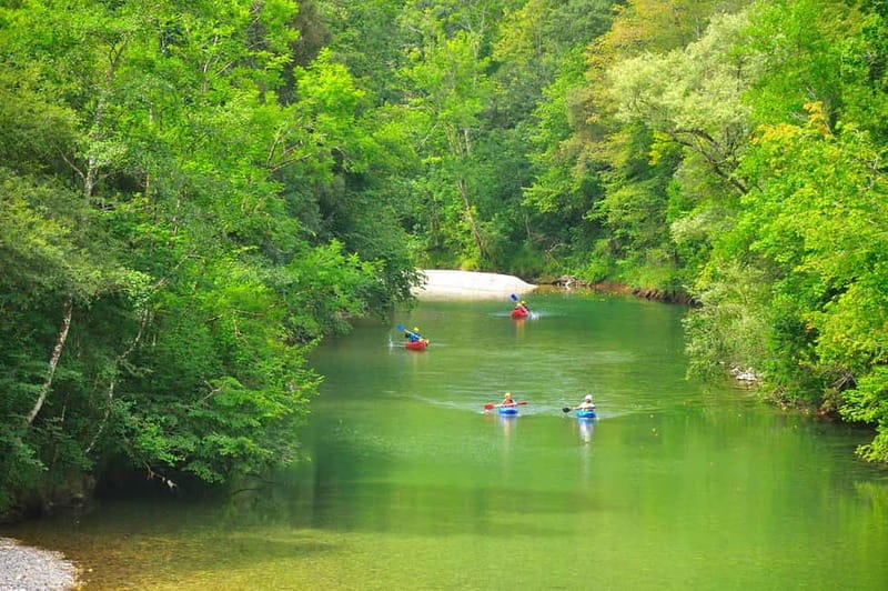 Picos de Europa: Descent of the Cares River by canoe, with guide - Introducing the Cares River Canoe Experience: An Adventure Close to Picos de Europa
