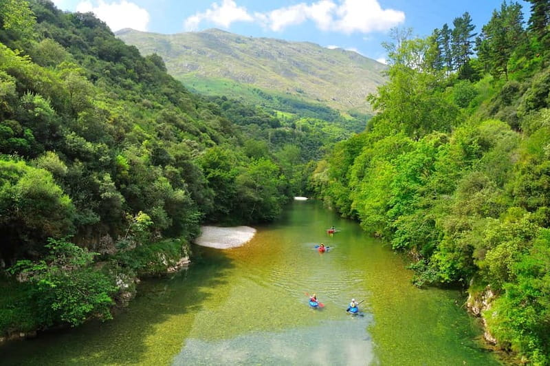 Picos de Europa: Descent of the Cares River by canoe, with guide - Why This Experience Stands Out