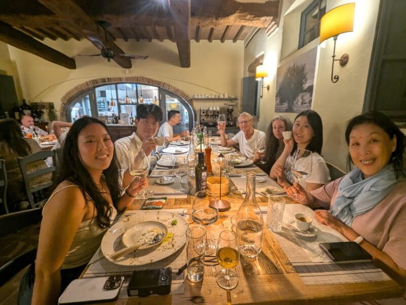 Pienza: New Years Eve Dinner in an ancient Tuscan farmhouse - Practical Tips for Booking and Enjoying the Evening