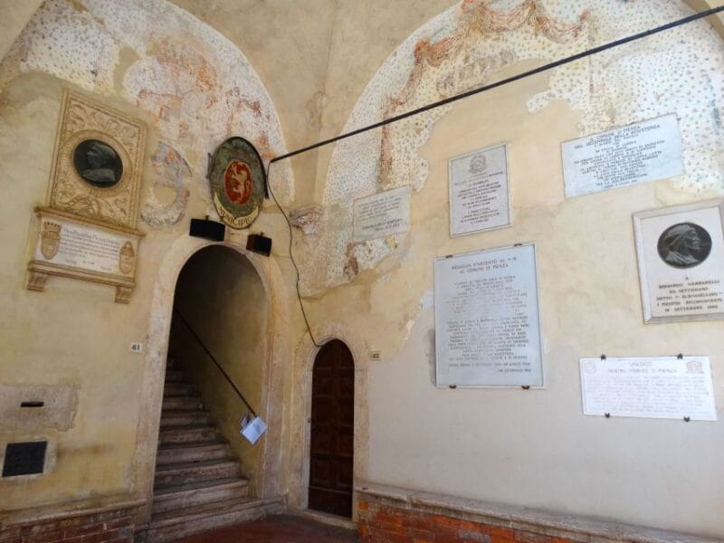 Pienza: Private Walking Tour in the Heart of Tuscany - Exploring Pienza’s Streets and Shops