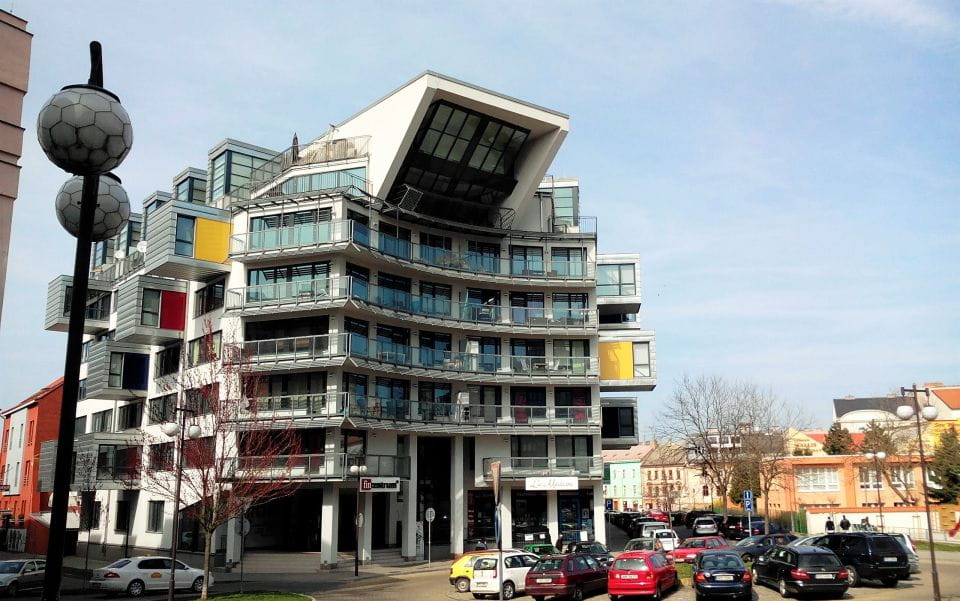 Pilsen: Old Town Gastronomy Tour - Highlights of the Cathedral and Synagogue