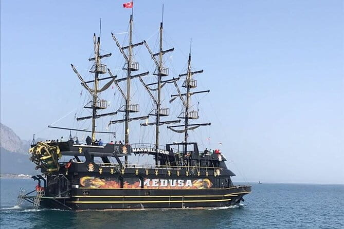 Pirate Boat Trip in Antalya - Scenic Stops: From Paradise Bay to Kiri Island