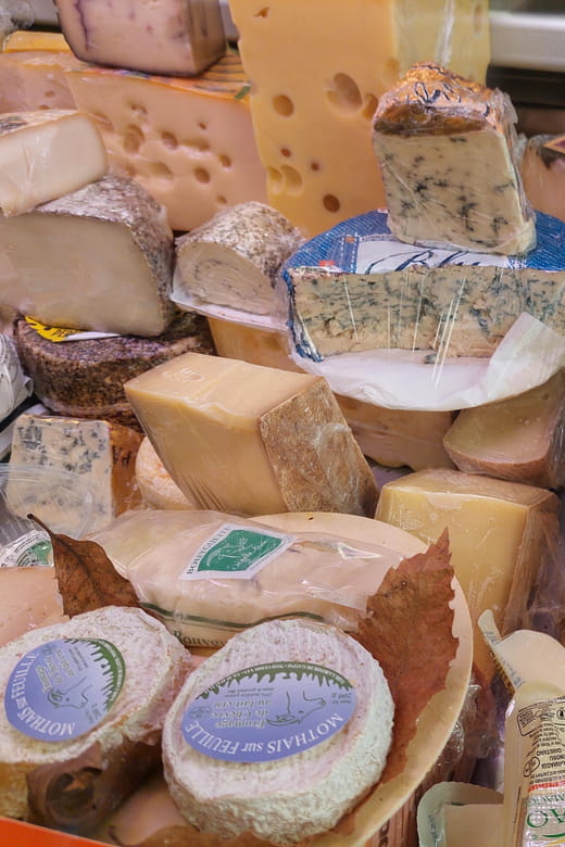 Pisa: A Lunch Foodie Tour with a Local Expert & Sommelier - Key points / Takeaways