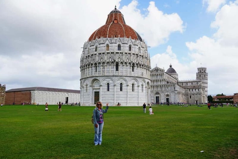 Pisa: A walking tour to discover Pisa - The Leaning Tower: Beyond the Tilt