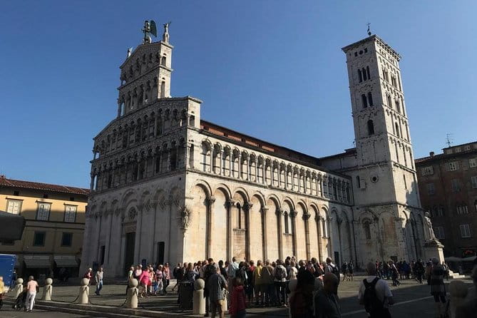 Pisa and Lucca from the Livorno Cruise Port - The Iconic Piazza dei Miracoli and the Leaning Tower