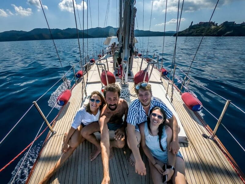 Pisa: Coastal boat tour with aperitif and lunch on board - Setting Sail from Pisa: The Start of a Memorable Day