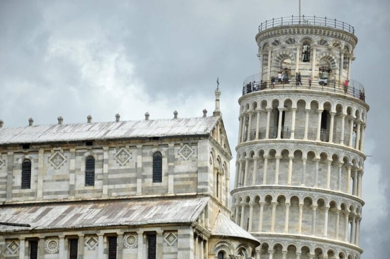 Pisa Leaning Tower Tour: Outside Guide & Museum Access - What Really Sets This Tour Apart